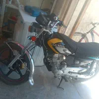 موتور مشکی سنین ۲۰۰