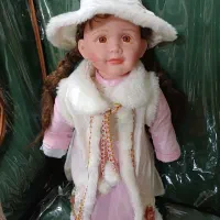 عروسک موزیکال