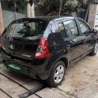 ساندرو ۴ تا کار