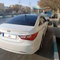 هیوندا وای اف ۲۰۱۱