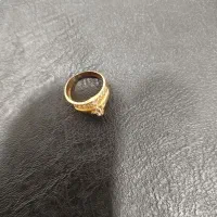 انگشتر طلا 4گرم حدود 600سوت