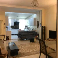 ۸۲متری کوی زنبق خوش قیمت