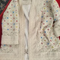 لباس‌|لباس|شال, |دیوار