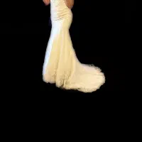 لباس عروس پیوگان