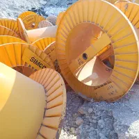 قرقره فلزی|ابزارآلات|محمله, |دیوار