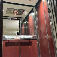بازسازی آسانسور و تزیینات کابین در کمترین زمان