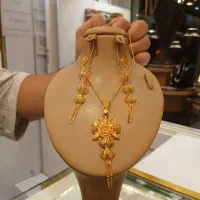 سلام طلای ۱۸ عیار نیم ست تراش