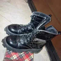 پوتین|کیف، کفش، کمربند|تهران, کن|دیوار