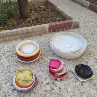 فروش تعدادی گلدان سفالی وپلاستیکی|صنایع دستی و سایر لوازم تزئینی|شیراز, باغ تخت|دیوار