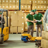 استخدام راننده با خودرو سواری ابهر