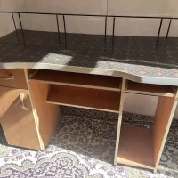 میز کامپیوتر