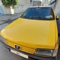 تاکسی شهری رال مدل 90