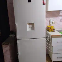 یخچال تمیز در حد نو