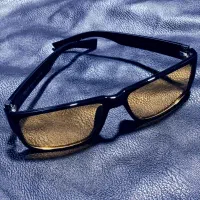 عینک شب ساخت ایتالیا