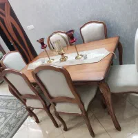 میز ناهار خوری سوئیسی