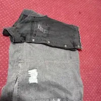 لباس دخترانه|لباس|کاشان, باغ ماجد|دیوار