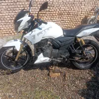 آپاچی مزایده95