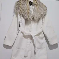 پالتو سفید خز دار پافر کلاهدار پافر مشکی