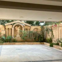 بلوار گیلان 177/ 274 متری/4خواب/مستر/لاکچری