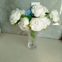 گل مصنوعی سفید وابی