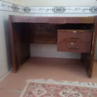 میز سالم ومحکم|میز تحریر و کامپیوتر|میانه, |دیوار