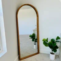 بازاربزرگ مبل ملل ملل آینه قدی چوبی|مبلمان خانگی و میز عسلی|بندرعباس, |دیوار