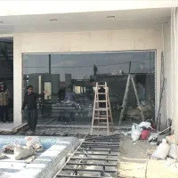 اجرا شیشه یک تیکه تا طول۶ متر