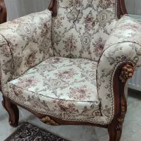 مبل سلطنتی ۹ نفره بهمراه یک عدد میز و دو عدد عسلی|مبلمان خانگی و میز عسلی|ملایر, |دیوار