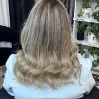 رنگ و لایت|خدمات آرایشگری و زیبایی|فردیس, فردیس|دیوار