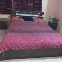 تخت و پاتختی و دراور ۴.۵و کمد و آینه ست۱.۵|تخت و سرویس خواب|ابهر, |دیوار