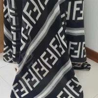 روسری بسیار شیک fendi
