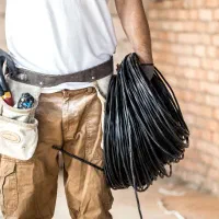 ما اینجاییم ... برقکار صنعتی و ساختمانی