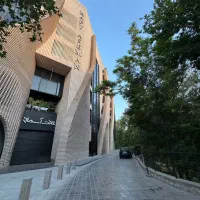 اداری-50متری-لاکچری-با-امکانات-کامل-بر-اتشگاه