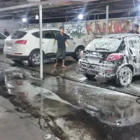 استخدام نیرو کارواش (درصد+انعام+جاخواب)