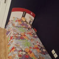 فروش فوری تخت و کمد نوجوان