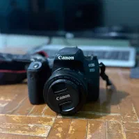 دوربین کنون 77D