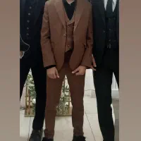کت شلوار جلیقه و پیراهن مشکی نوجوان