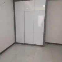 تنها-واحد-نقلی-نوساز-جلو-استخر