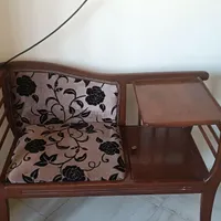میز تلفن تمیز و سالم