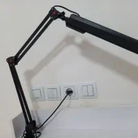چراغ مطالعه lED ذره بین دار اهرمی