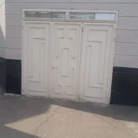 درب حیاط و گاراژ