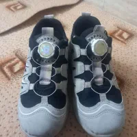 دوجفت کفش طوسی سالم سایز ۳۵،سفید سیاه  سایز ۳۷