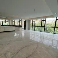 ۲۱۵متر کلید نخورده تاپ لوکیشن