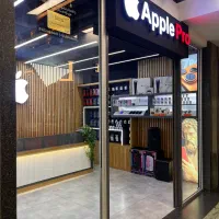 تخصصی‌ترین اپل استور کرج iPhone از سری 12 تا 17
