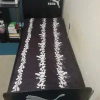 تخت و کمدنوجوان