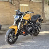 بنلی جفت 310 مدل 1403 درحد