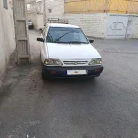 دوگانه کارخانه ۸۵ سفید