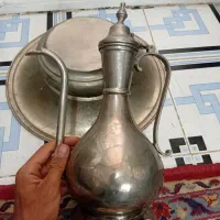 آفتابه لگن برنجی مهردار قدیمی عتیقه لعاب دار|صنایع دستی و سایر لوازم تزئینی|اصفهان, شیخ اشراق|دیوار