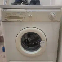 فروش فوری لباسشوئی ارج ۵ کیلویی