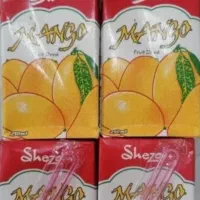 آب انبه (شیزان) و ترشی شیشه احمد. تعداد بالا.